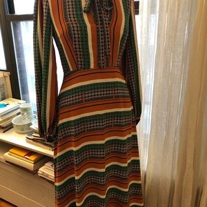 New Traffic People dress XS Geometric print. Long sleeve neck bow midi